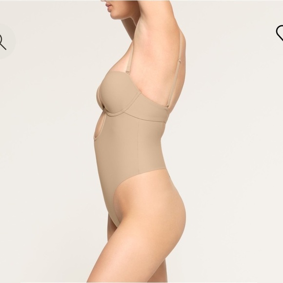 Skims Deep Plunge Shapewear Bodysuit Size XXS NWT Onyx Black - Picture 4 of 6